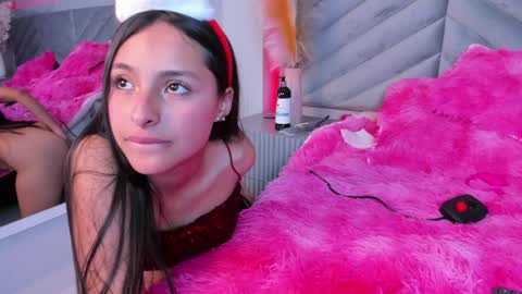   online show from 14, 12, 2024