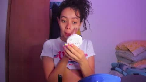 annie_rosse1017 online show from 28, 2, 2026