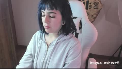 JEANNE no olvides seguirme dont forget follow me  uu online show from 19, 2, 2025