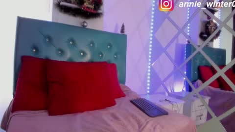 Annie online show from 2, 1, 2025