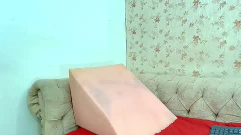 Snapshot of annieberlin chatting on 10, 9, 2025 annie online show from 10, 9, 2025