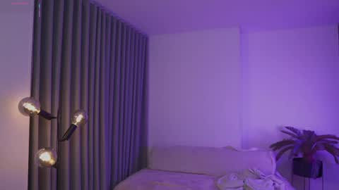 Snapshot of annieguzman_ chatting on 11, 5, 2026 Annie FREE TRIAL IN BIO online show from 11, 5, 2026