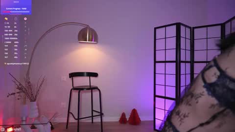 anniehillofficial_ online show from 14, 12, 2025