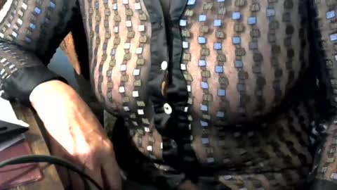 Snapshot of anniematriss chatting on 5, 10, 2025 anniematriss online show from 5, 10, 2025