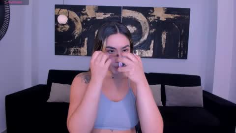 Annie Monroe online show from 11, 11, 2025