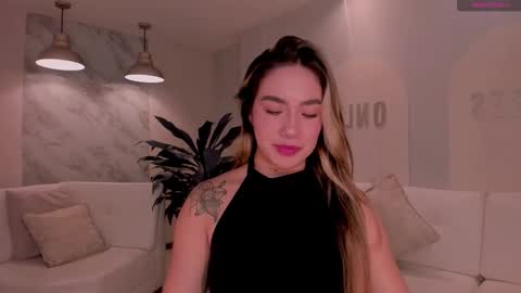 Annie Monroe online show from 12, 11, 2025