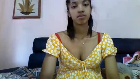 Snapshot of anniesexy1 chatting on 4, 12, 2025 anniesexy1 online show from 4, 12, 2025