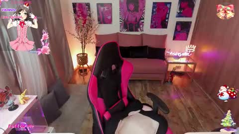 Annie FROM 8AM TO 4PM CDT online show from 22, 12, 2025