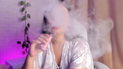 Annie  Alex online show from 17, 12, 2024