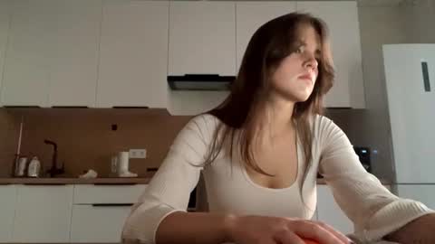 Leila Bruno online show from 14, 9, 2025