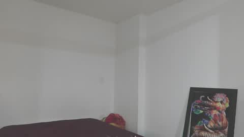 Snapshot of annrousse chatting on 8, 1, 2025 annrousse online show from 8, 1, 2025