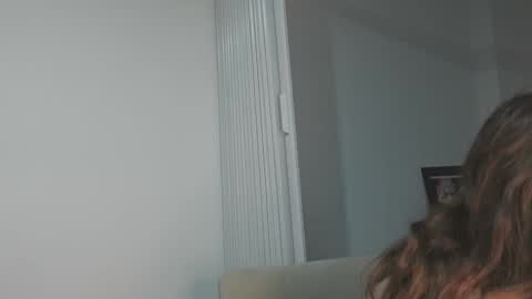 Snapshot of annrousse chatting on 28, 2, 2025 annrousse online show from 28, 2, 2025