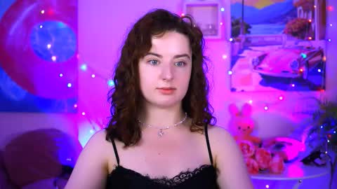 Snapshot of annterry chatting on 12, 9, 2025 Ann Terry 3 online show from 12, 9, 2025