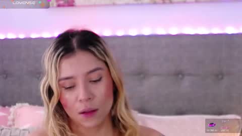 Antonella Lee online show from 5, 3, 2026