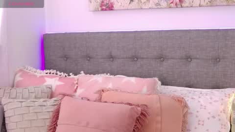 Snapshot of anntonellalee chatting on 26, 5, 2026 Antonella Lee online show from 26, 5, 2026