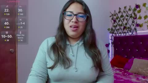 Snapshot of anny___cute chatting on 8, 3, 2025 anny___cute online show from 8, 3, 2025