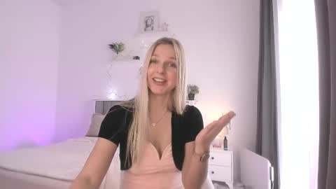 Snapshot of anny_johnson_ chatting on 8, 3, 2026 Anny online show from 8, 3, 2026