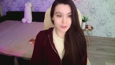 Annie online show from 25, 1, 2025