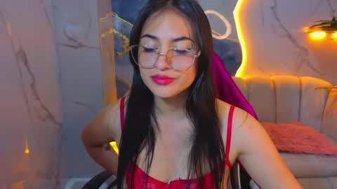 Snapshot of anny_star_tx chatting on 14, 5, 2026 Live 1500am 2100pm COLOMBIAN HOUR online show from 14, 5, 2026