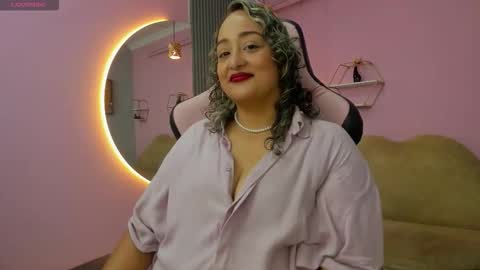 Snapshot of anny_woman chatting on 20, 10, 2025 Anny online show from 20, 10, 2025