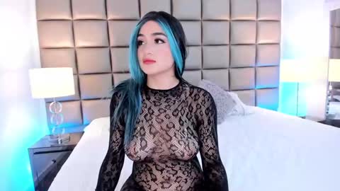 Snapshot of annyhizzle chatting on 1, 3, 2025 online show from 1, 3, 2025