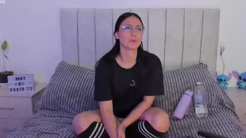 Anny online show from 5, 11, 2025