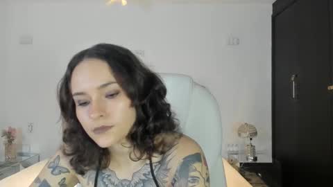 AnnyT online show from 16, 2, 2026