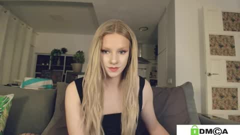 Snapshot of anorsel chatting on 14, 5, 2026 Sexy Ladybug online show from 14, 5, 2026