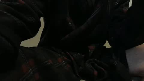 REAL FEEL 2024 online show from 15, 2, 2025