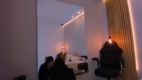 Snapshot of anthonellasweet_ chatting on 8, 10, 2025 Anthonella Sweet online show from 8, 10, 2025