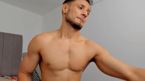 Adonys Creeb online show from 30, 11, 2025