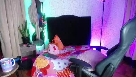 antia_x online show from 15, 10, 2025