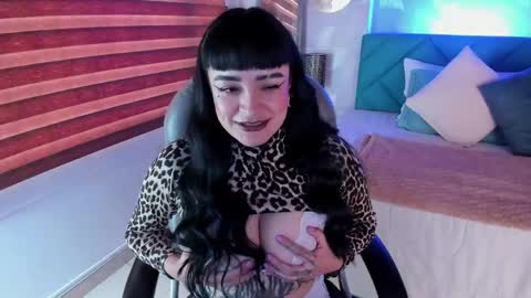 Snapshot of antonela_vargas chatting on 23, 4, 2026 Anto online show from 23, 4, 2026