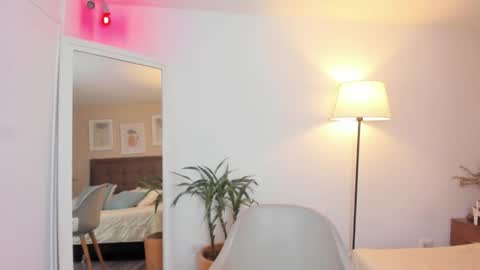 Antonella  online show from 18, 11, 2025