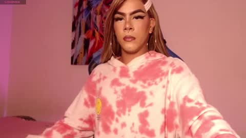 Snapshot of antonella_copper chatting on 24, 11, 2025 Antonella online show from 24, 11, 2025