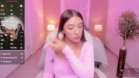 Snapshot of antonella_grayy chatting on 25, 4, 2026 Antonella Grayy online show from 25, 4, 2026