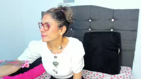 antonella_rizzo01 online show from 22, 6, 2026