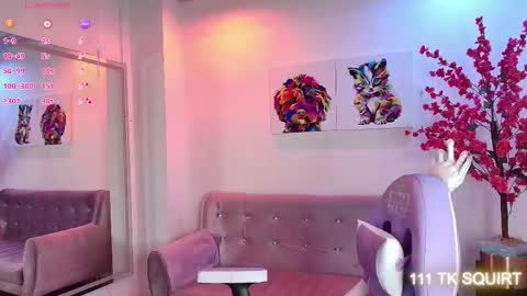 Snapshot of antonella_wiild chatting on 28, 9, 2025 Antonella online show from 28, 9, 2025