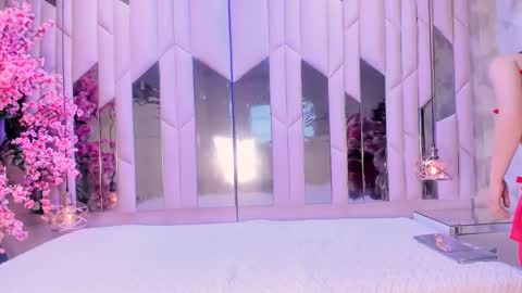 Snapshot of antonelladonelli01 chatting on 7, 10, 2025 antonella Donelli online show from 7, 10, 2025