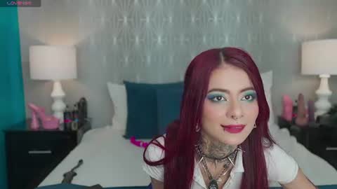 Snapshot of antonellaescudero chatting on 16, 6, 2026 AntonellaEscudero online show from 16, 6, 2026
