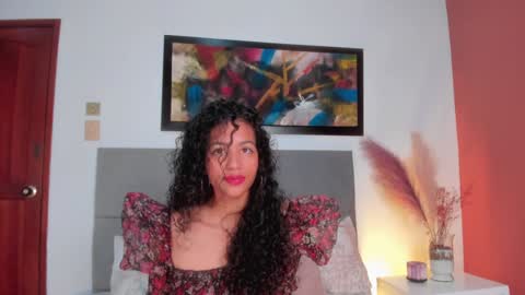 AntonellaHall  online show from 3, 2, 2025