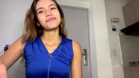 Antonella  online show from 4, 1, 2025