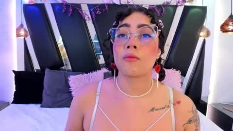 A N T O N E L L E  online show from 3, 2, 2026