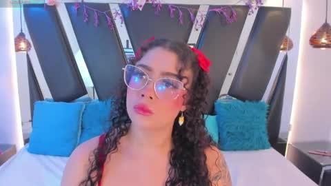 A N T O N E L L E  online show from 30, 5, 2026