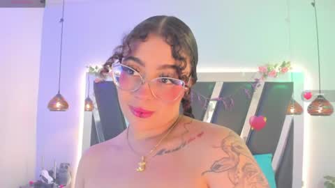 Snapshot of antonellepiercee chatting on 12, 7, 2026 A N T O N E L L E online show from 12, 7, 2026