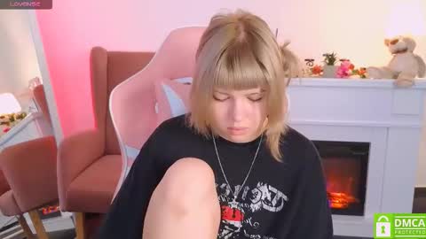 antonia_ferrero online show from 28, 9, 2025