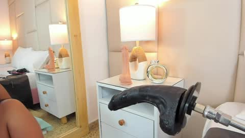 Snapshot of antoniaross chatting on 7, 2, 2025 Antonia online show from 7, 2, 2025