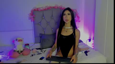 Snapshot of antonieta23 chatting on 9, 10, 2025 antonieta23 online show from 9, 10, 2025