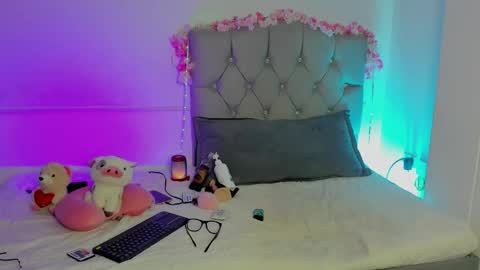 Snapshot of antonieta23 chatting on 18, 12, 2025 antonieta23 online show from 18, 12, 2025