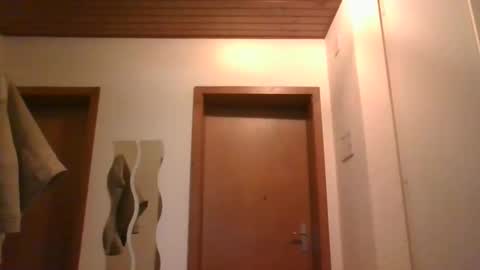 Insta antonio1234820 online show from 25, 10, 2025